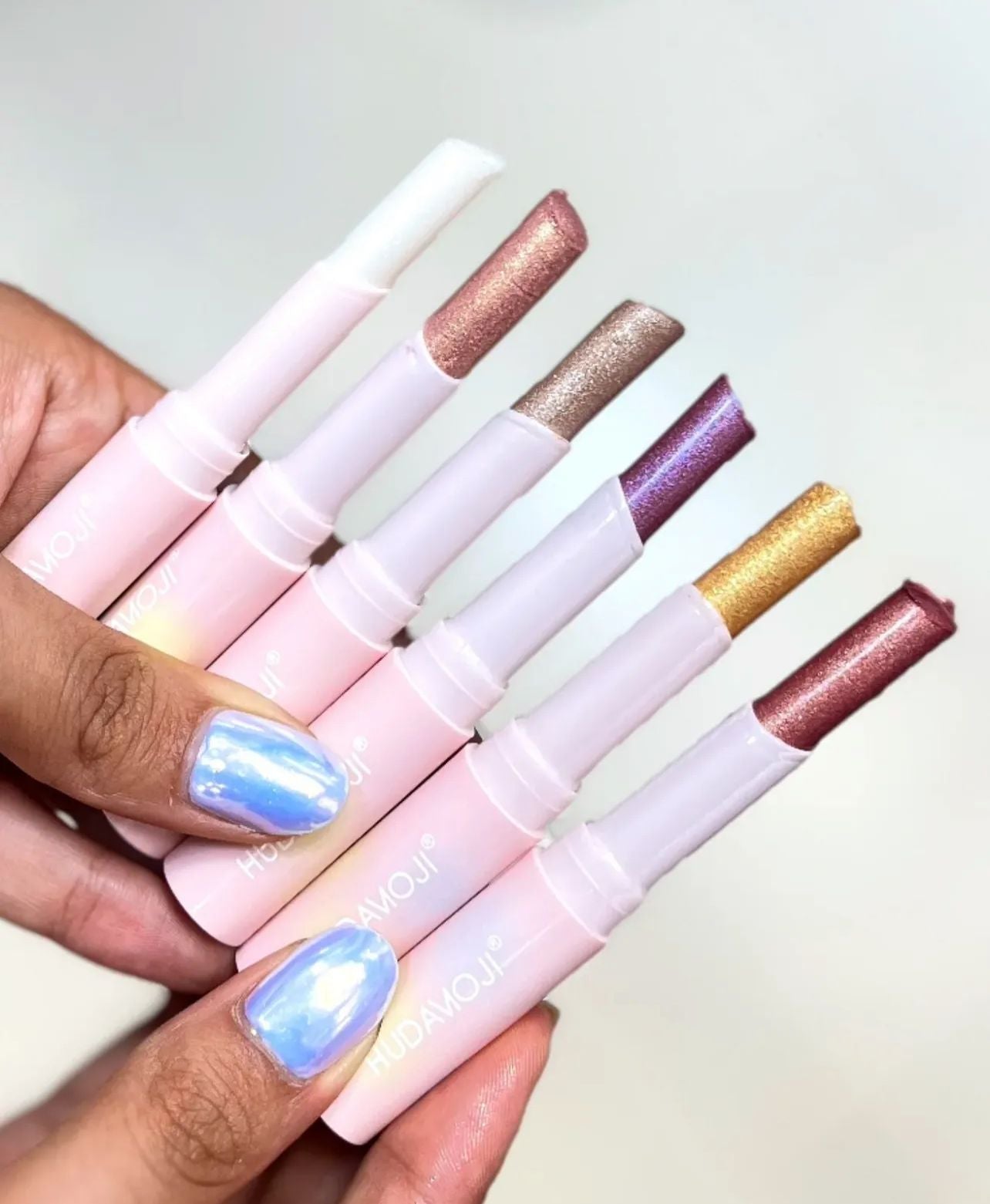 Buy 1 Jelly Eyeshadow+ Get 1 Jelly Lipstick FREE 💋